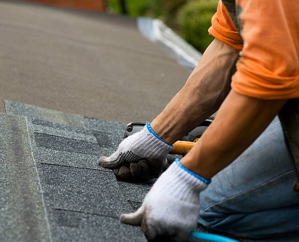 Roof Gutter Cleaning in Lake Of The Pines, CA
